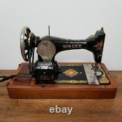 Vintage 1919 Singer Sewing Machine Model 128 Portable with Bentwood Case Works