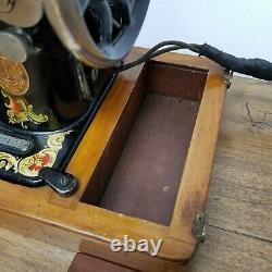 Vintage 1919 Singer Sewing Machine Model 128 Portable with Bentwood Case Works