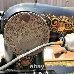 Vintage 1920 Singer Sewing Machine