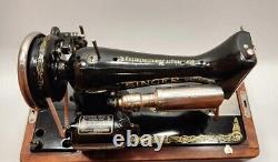 Vintage 1928 Singer Model 99 Sewing Machine with Bentwood Case Knee Bar Control