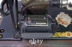 Vintage 1929 Singer 126 La Vencedora Sewing Machine WithCase & For Restoration