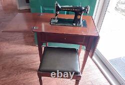 Vintage 1929 Singer Model 101 Electric Sewing Machine Style 40 Cabinet with Bench