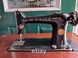 Vintage 1929 Singer Model 101 Electric Sewing Machine Style 40 Cabinet with Bench