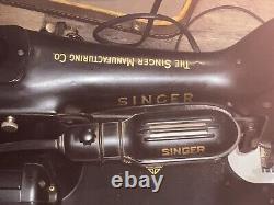 Vintage 1950s 206k Singer Sewing Machine withPower Cord, Peddle And Case Excellent