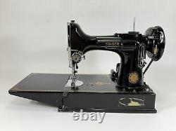 Vintage 1951 Singer 221 Featherweight Portable Electric Sewing Machine in Case