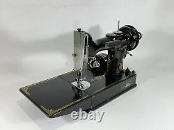 Vintage 1951 Singer 221 Featherweight Portable Electric Sewing Machine in Case