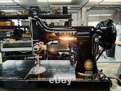 Vintage 1955 SINGER Featherweight Sewing Machine 221K with Case Antique
