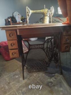 Vintage Antique 1910 Singer Sewing Machine Red Eye Certified Singer Manufacturer