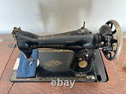 Vintage Antique Original Singer Sewing Machine Treadle Cabinet Model 15 AD512473