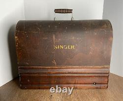 Vintage Antique Singer Black Gold Knee Lift Sewing Machine Wooden Locking Case