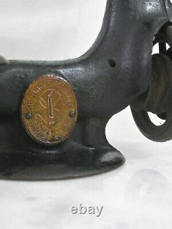 Vintage Antique Singer Chain Stitch Sewing Machine Model 24 Class 1890s