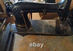Vintage Antique Singer Industrial Sewing Machine 31-15 Complete & Works