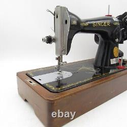 Vintage Antique Singer Sewing Machine 15-91 Lock Stitch Reversible Feed Clean