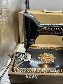 Vintage Antique Singer Sewing Machine SN G3364419 Model 66 Red Eye 1913