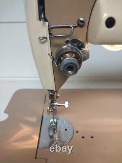 Vintage Heavy Duty Singer 301A Sewing Machine Working