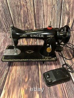 Vintage Original Singer 15-91 Sewing Machine Tested