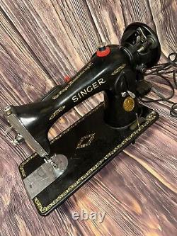 Vintage Original Singer 15-91 Sewing Machine Tested