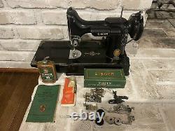 Vintage SINGER 221 Featherweight Sewing Machine Case & Accessories 1954