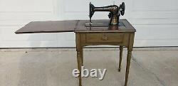 Vintage SINGER Sewing Machine G4477877 Red Eye GREAT FIND WOW! L@@K