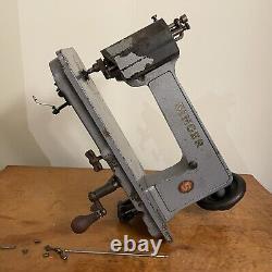 Vintage Singer 114w103 Chainstitch Embroidery Industrial Sewing Machine Cornely