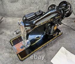 Vintage Singer 15-91 Centennial Sewing Machinestunning Condition1950