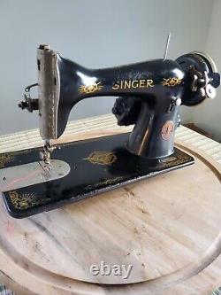 Vintage Singer 15 cabinet Sewing machine for leather, cotton, lace+attachments+