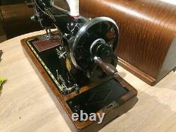 Vintage Singer 201K, 201 Handcrank sewing machine FOR LEATHER