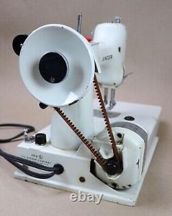 Vintage Singer 221K White Featherweight Sewing Machine with Green Case WORKS