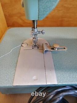 Vintage Singer 327K Precision Heavy Duty Zigzag Sewing Machine NO CASE Works