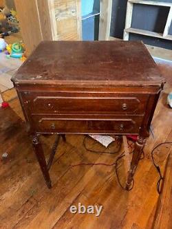 Vintage Singer 66 Sewing Machine with original table and lamp