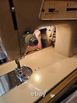 Vintage Singer Fashion Mate Sewing Machine Model 237 Pedal Manual &Extras Works