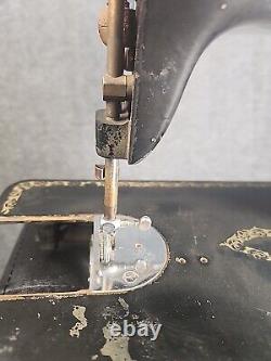 Vintage Singer Featherweight Sewing Machine 1929 201-2 Cat S4 AG903988 For Parts