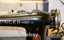 Vintage Singer Model 101 Sewing Machine 1930 in Portable Case Working LOOK