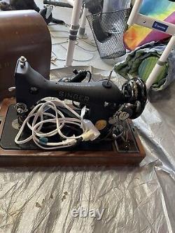 Vintage Singer Portable Sewing Machine