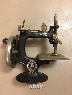 Vintage Singer Sew Handy Miniature Hand Crank Child's Sewing Machine Made In USA