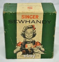 Vintage Singer Sewhandy Model#20 Childs Sewing machine in Box, withclamp BREN106