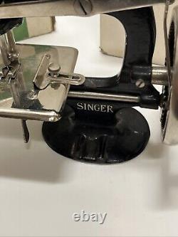 Vintage Singer Sewhandy No. 20 Child's Sewing Machine with Box