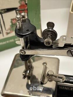 Vintage Singer Sewhandy No. 20 Child's Sewing Machine with Box