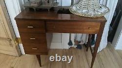 Vintage Singer Sewing MCM Table Desk