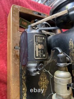 Vintage Singer Sewing Machine