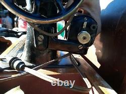 Vintage Singer Sewing Machine Model 66 PARTS REPAIR, Bent Wood Case, AS IS