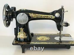 Vintage Singer Sewing Machine Phoenix Sphinx Design Beautiful Condition