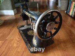 Vintage Singer Treadle Decorative Sewing Machine