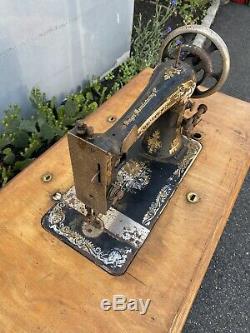Vintage Singer Treadle Sewing Machine Table Complete Coffin Top Wood 1899 Pedal