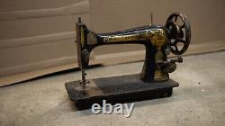 Vintage Singer Treadle Sewing machine 1930s