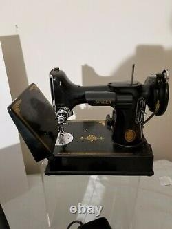 Vintage singer featherweight 221 sewing machine antique authentic