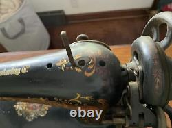 Vtg Antique Singer Treadle Sewing Machine Table Cabinet Cast Iron Oak Wood