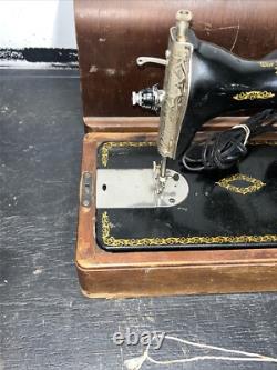 Vtg Singer BZ 10-8 Sewing Machine Simanco S. S. AU 52-16-5 Bakelite Pedal Repairs