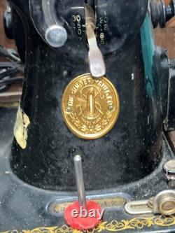 Vtg Singer BZ 10-8 Sewing Machine Simanco S. S. AU 52-16-5 Bakelite Pedal Repairs