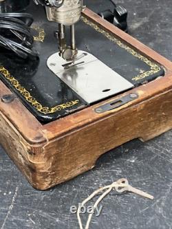 Vtg Singer BZ 10-8 Sewing Machine Simanco S. S. AU 52-16-5 Bakelite Pedal Repairs